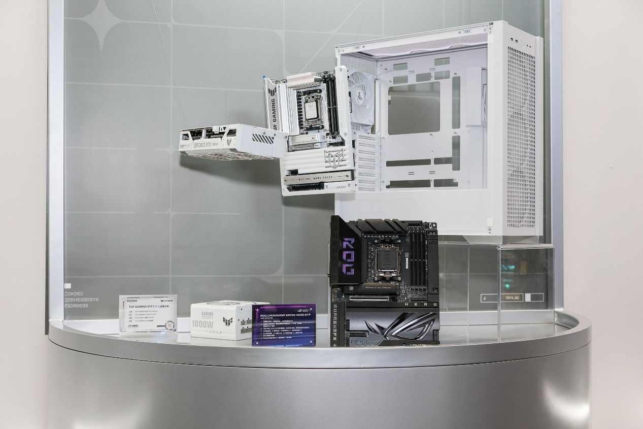 ROG玩+乐园IP联动引爆次元文化狂欢(图18)