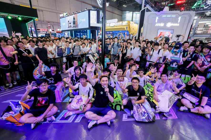 ROG玩+乐园IP联动引爆次元文化狂欢(图28)