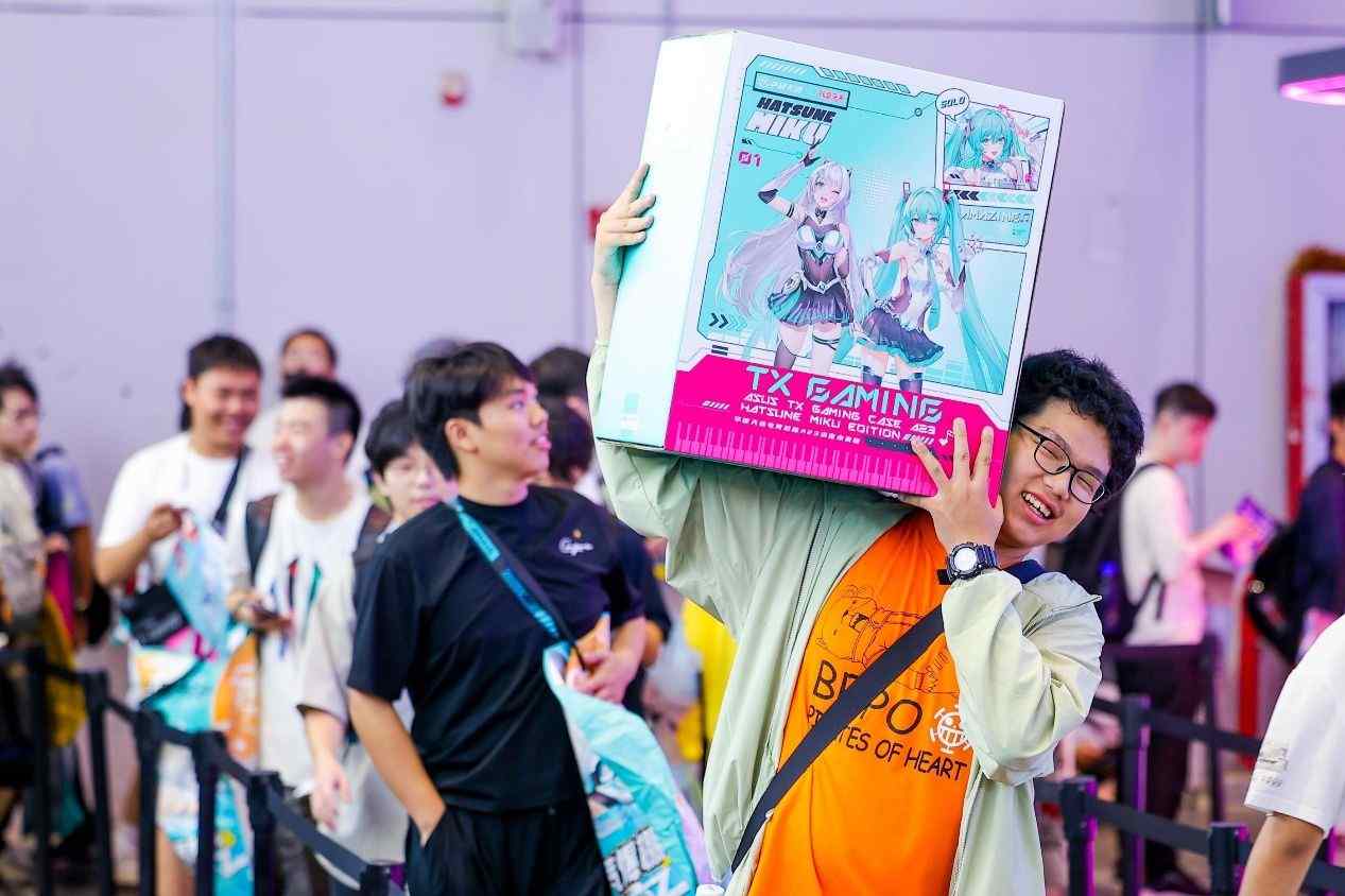 ROG玩+乐园IP联动引爆次元文化狂欢(图31)