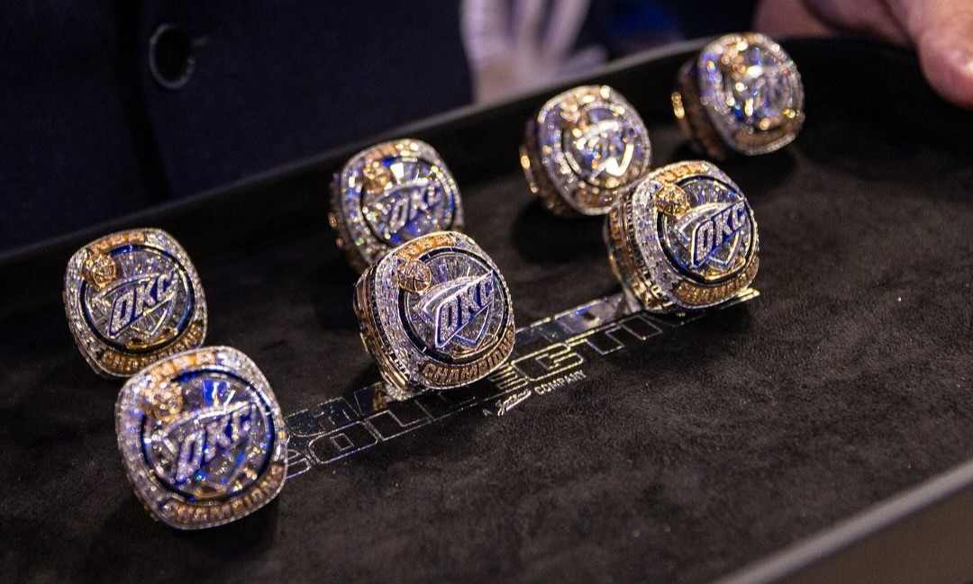 NBA雷霆队总冠军戒指揭晓，超800颗宝石镶嵌的工艺杰作