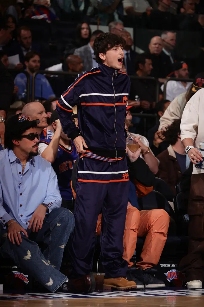 从文艺男神到街头先锋：甜茶形象争议背后的文化转型(图22)