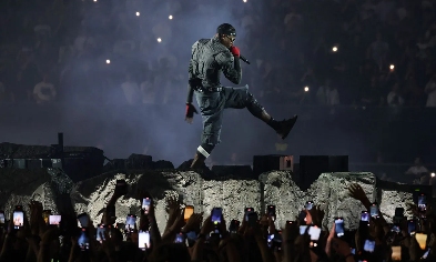 Travis Scott 首尔演出周边打破销售记录