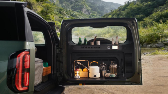 福特智趣烈马上市，以“全地形露营SUV”入局新能源市场(图6)