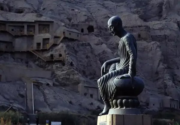 专访丨舞剧《龟兹》，佟睿睿导演20年创作生涯的在地与行走(图10)